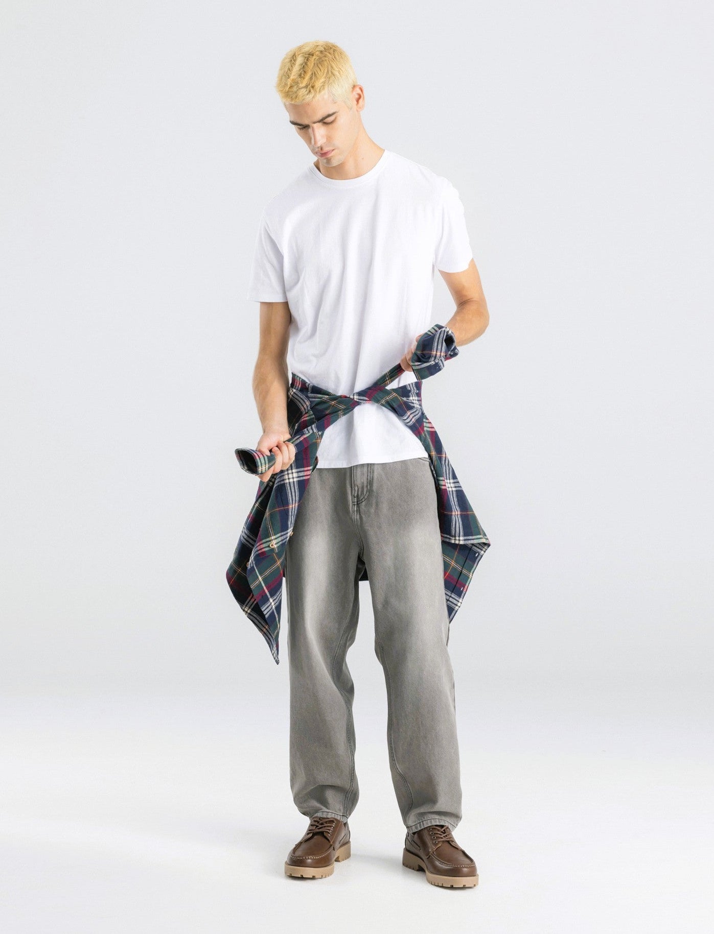 JEANS DENIM GRIGIO LOOSE FIT CON ABRASIONI - Grigio