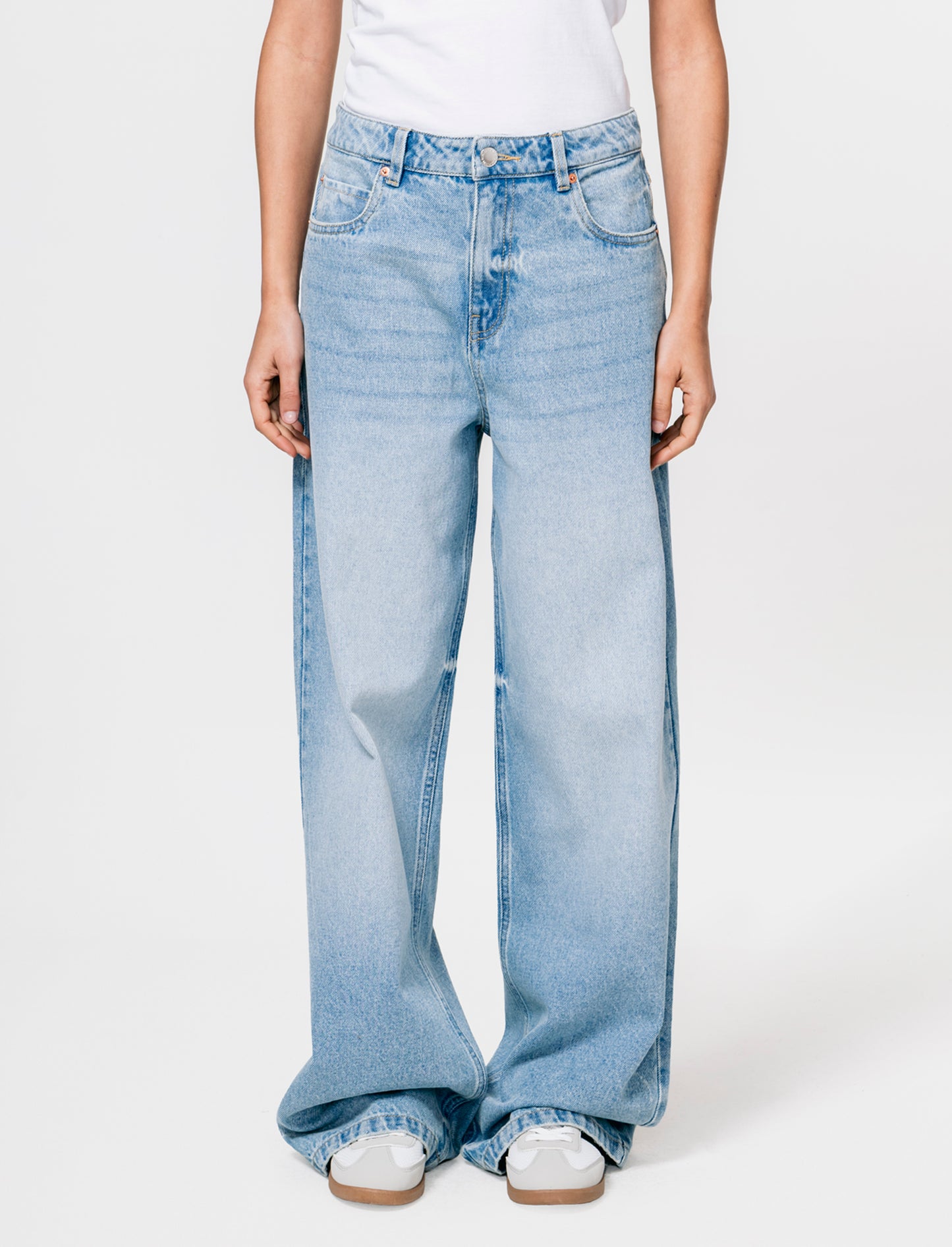 Wide-leg jeans with button and zip - Blue