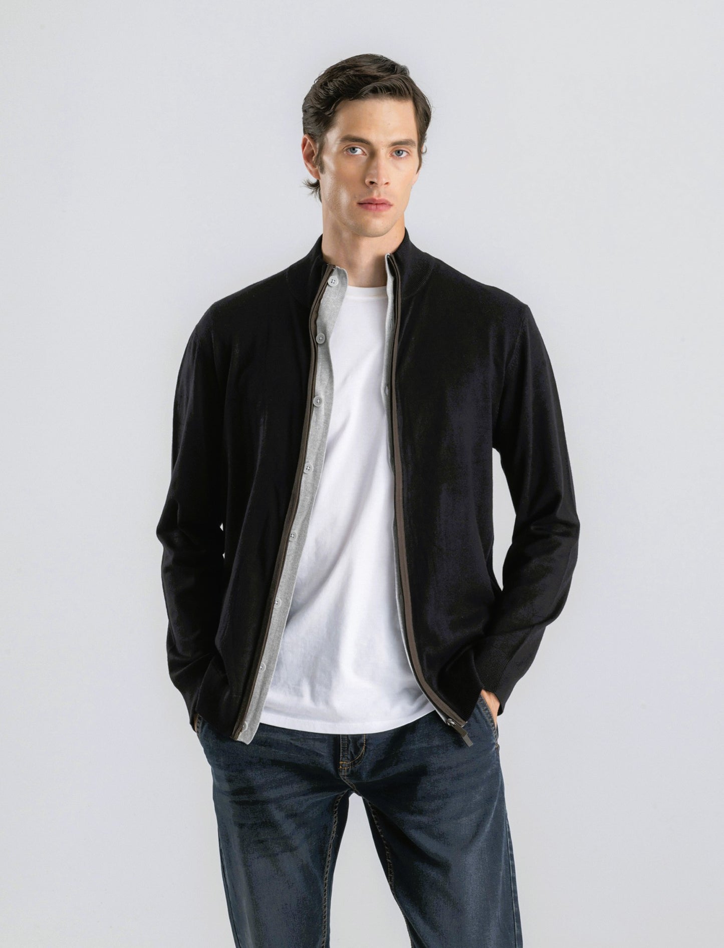 MAGLIA CARDIGAN CON BOTTONI E CERNIERA - Nero