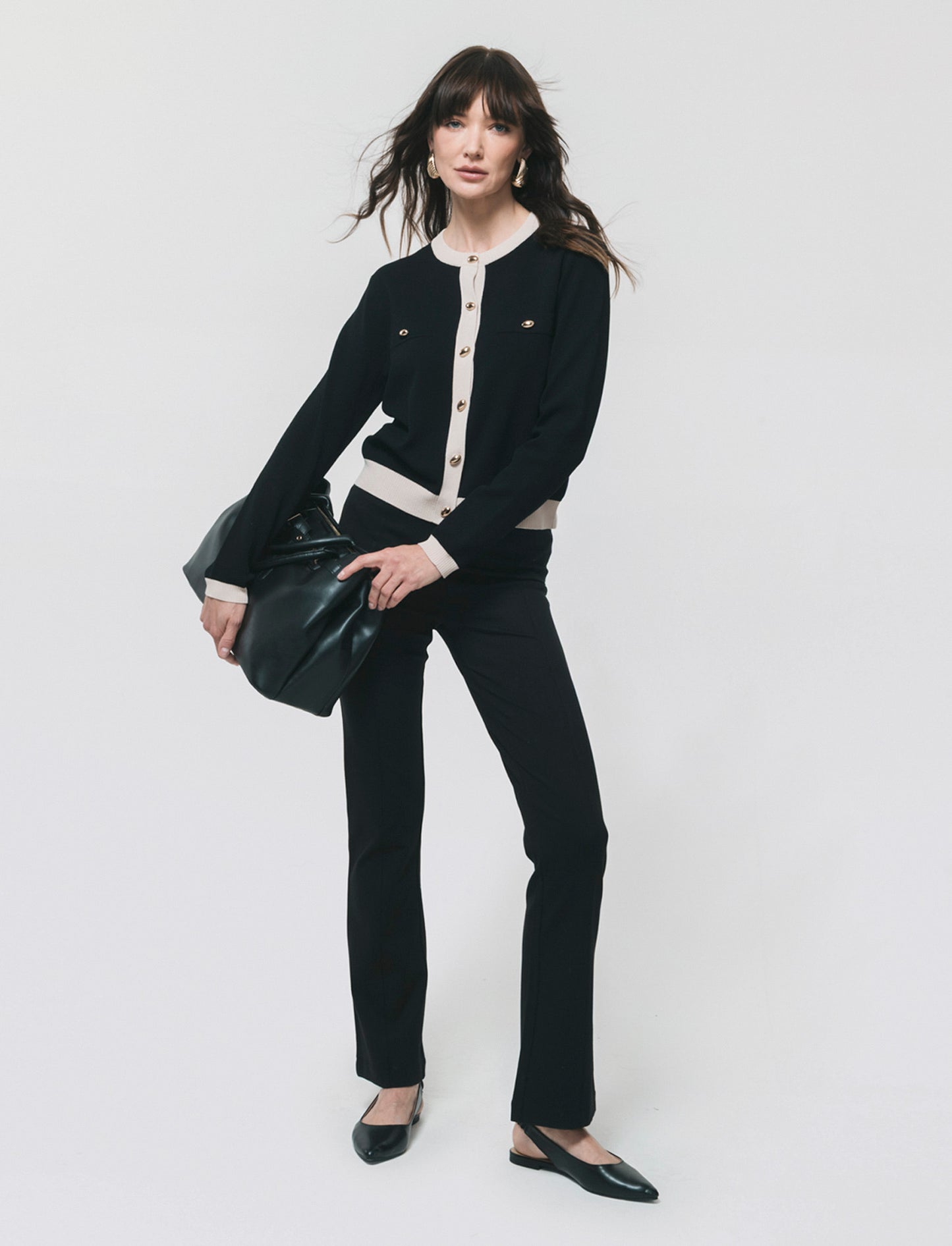 Cardigan con bottoni e bordi a contrasto - Nero