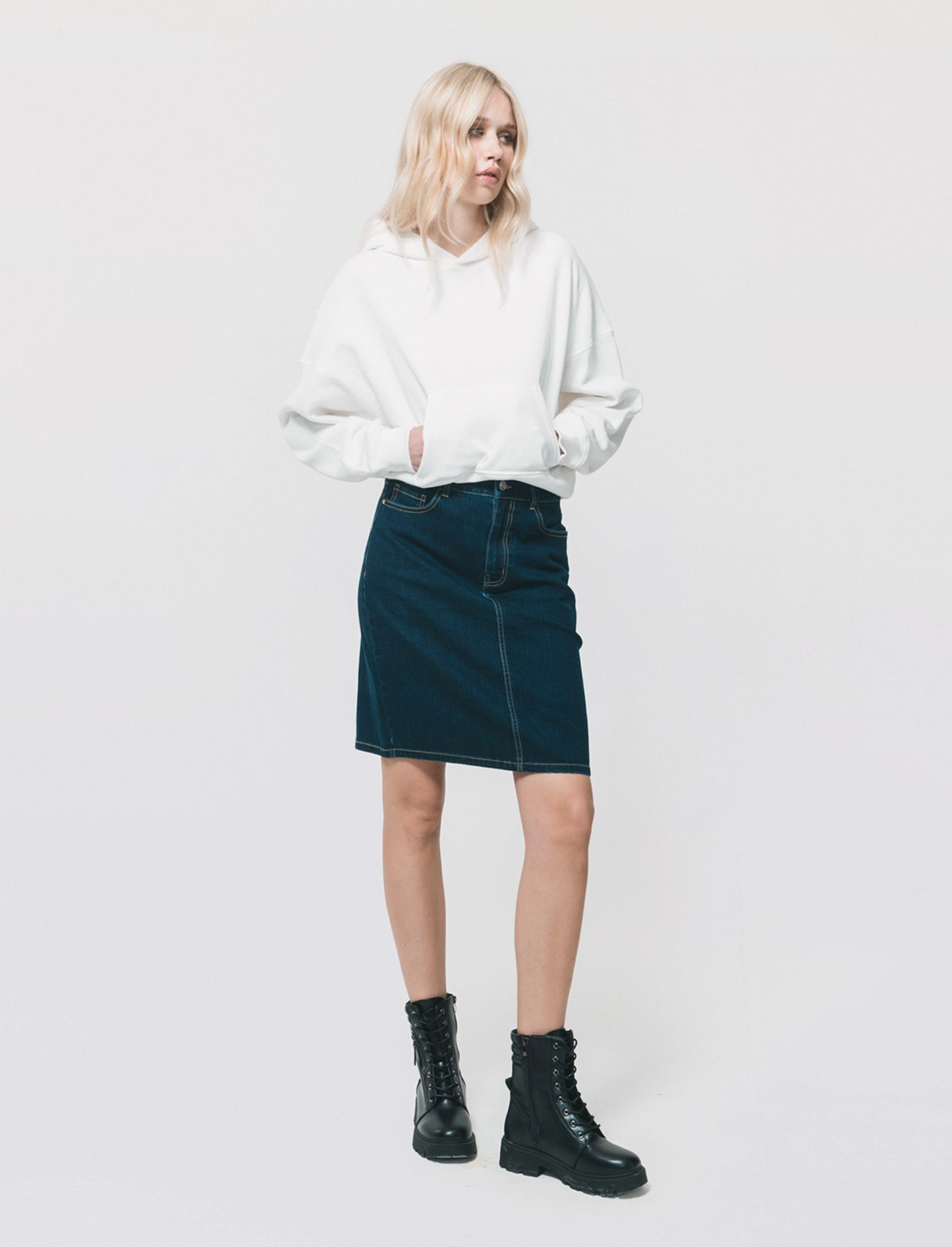 Longuette Denim con Spacco e Chiusura - Denim