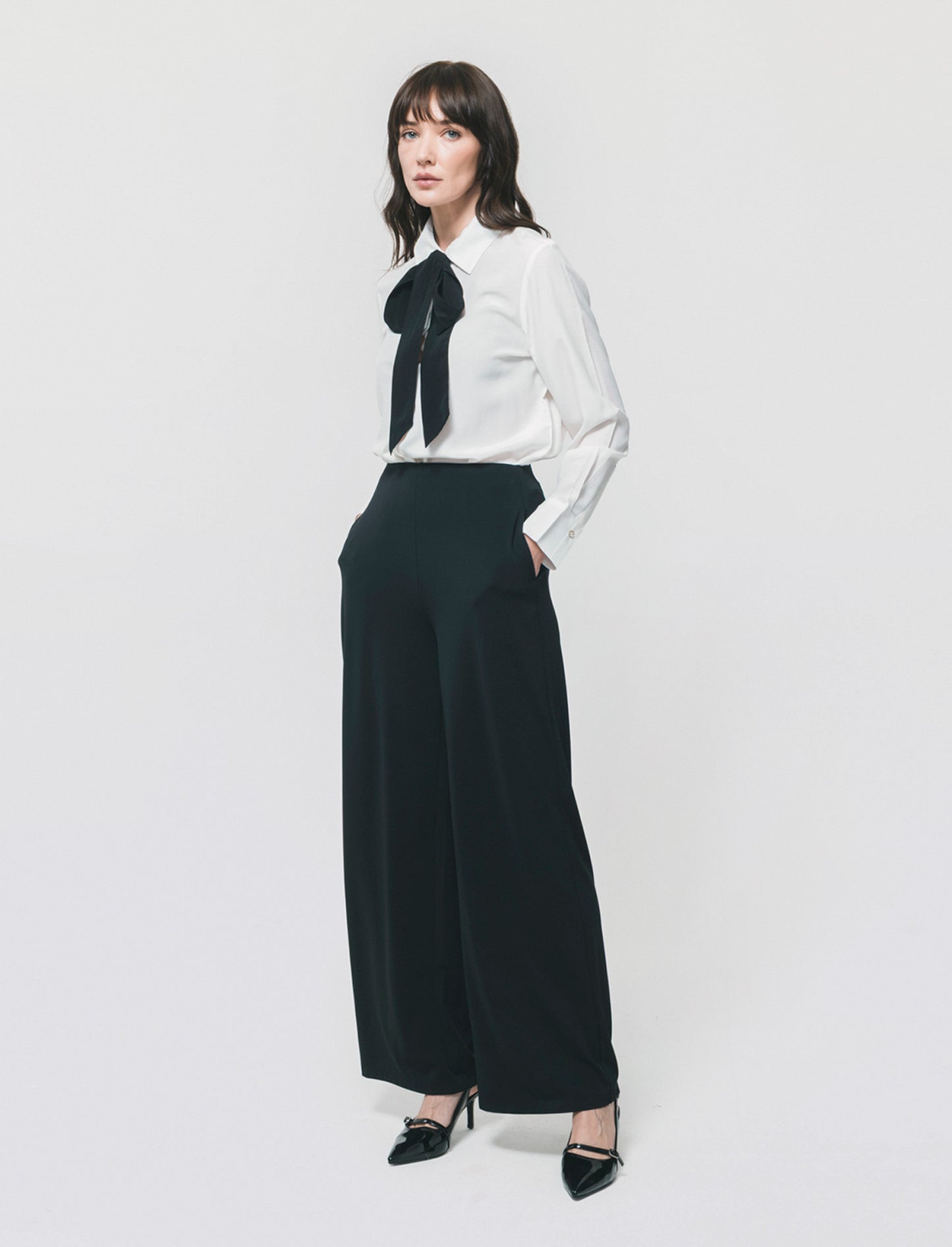 Camicia con fusciacca al collo e maniche lunghe - Bianco