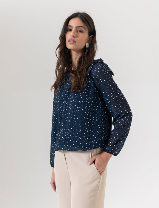 Blusa ampia in tessuto leggero con stampa e fiocco su una spalla. - Blu