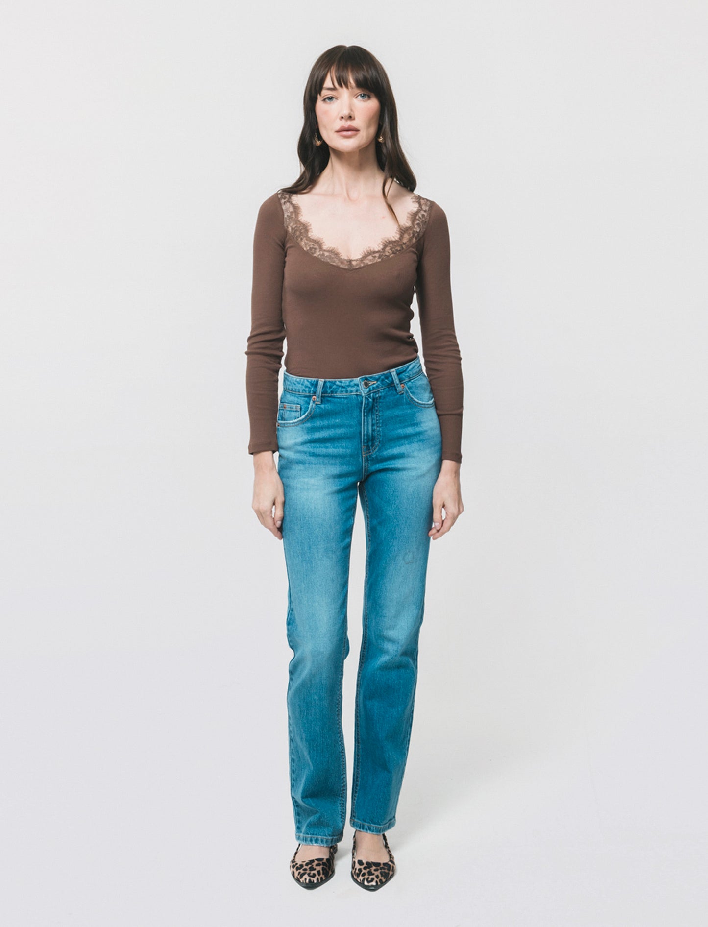 Lace V-neck Long T-shirt - Brown