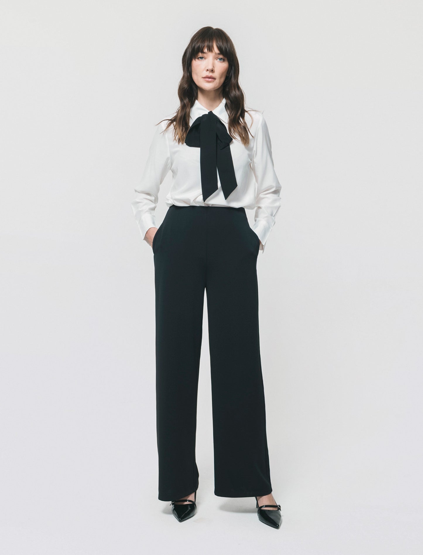 Wide Leg Pants with Pleats - Black