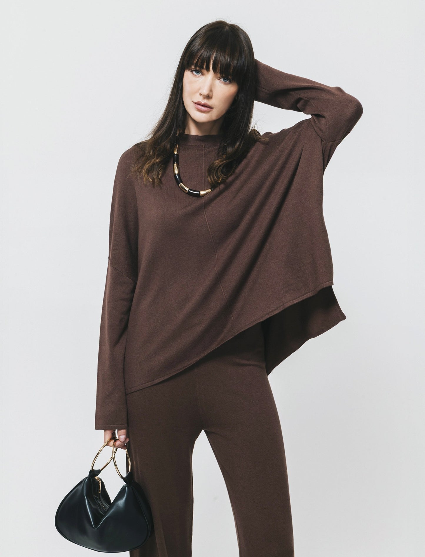 Pullover Mezzo Collo con Spacchi Fianchi - Marrone