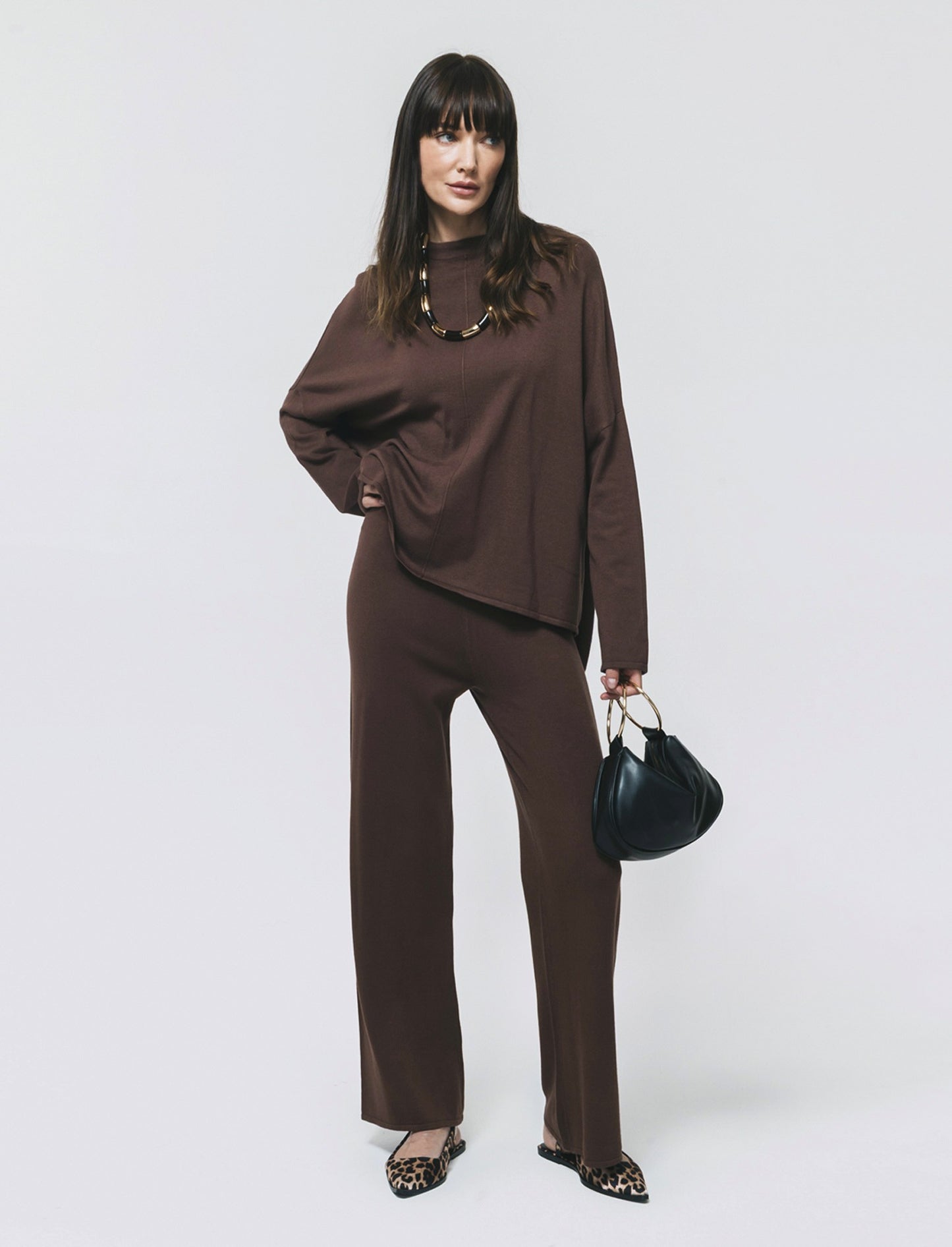 Pullover Mezzo Collo con Spacchi Fianchi - Marrone