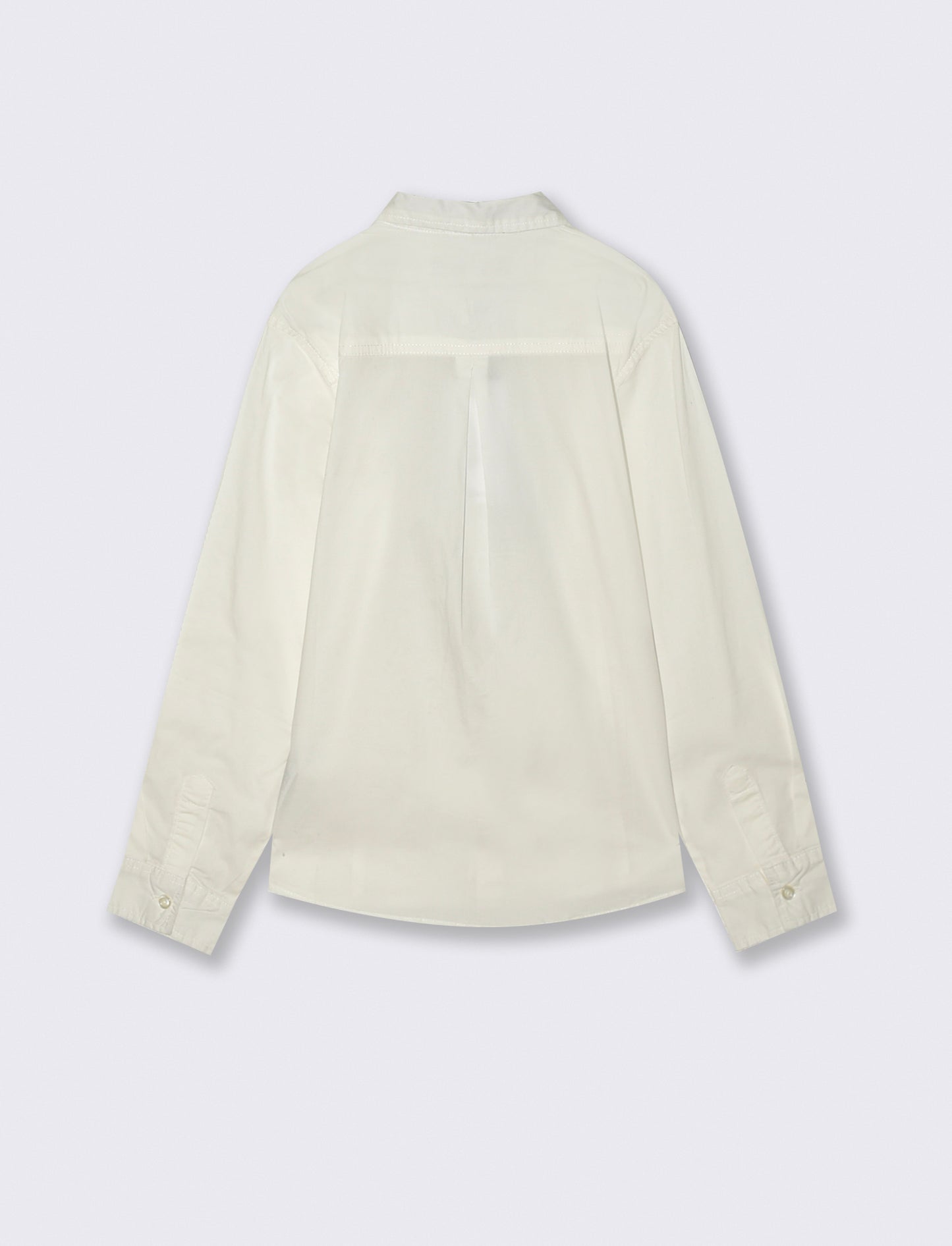 Camicia con cravatta. - Bianco