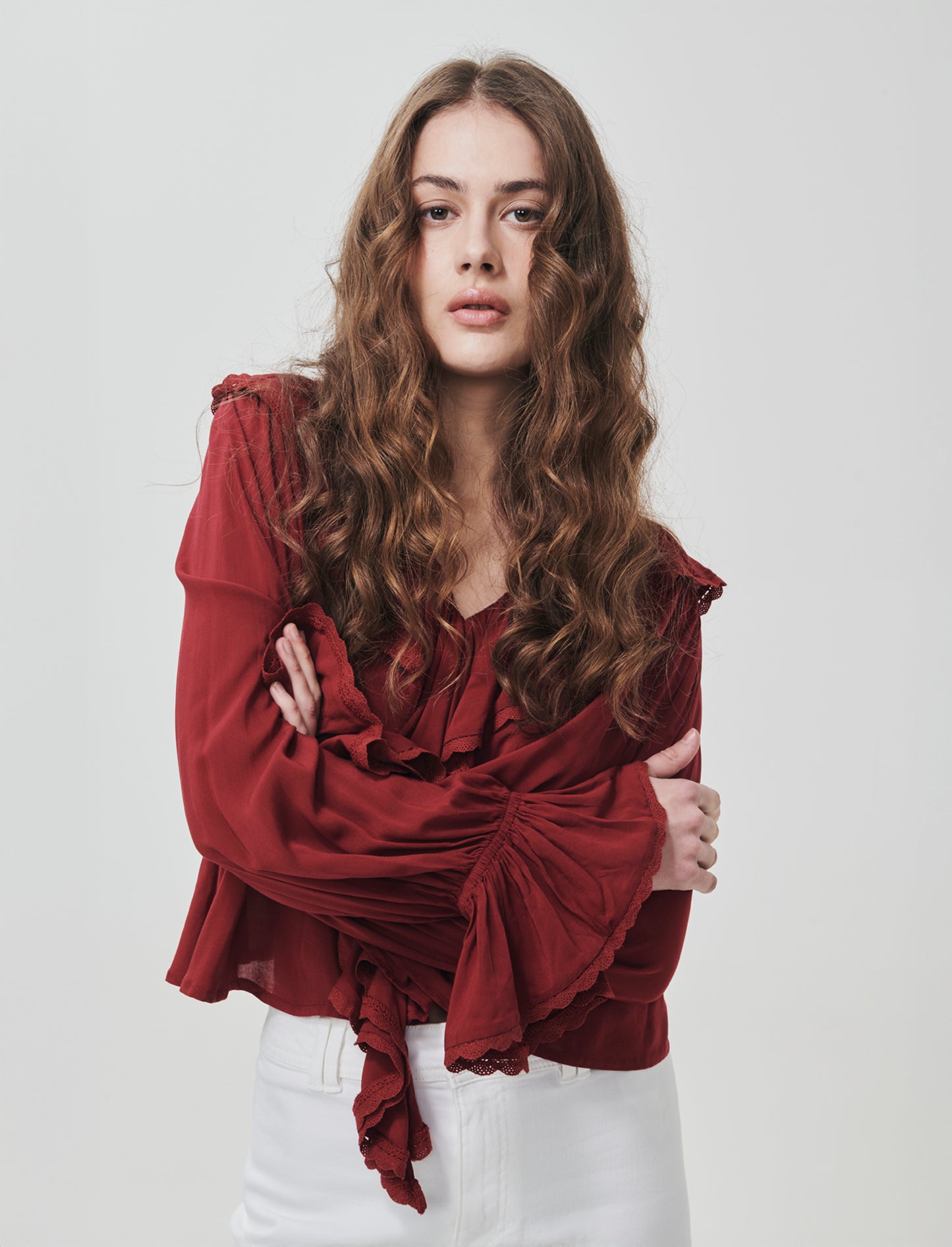 Blouse with ruffles and V-neck - Red