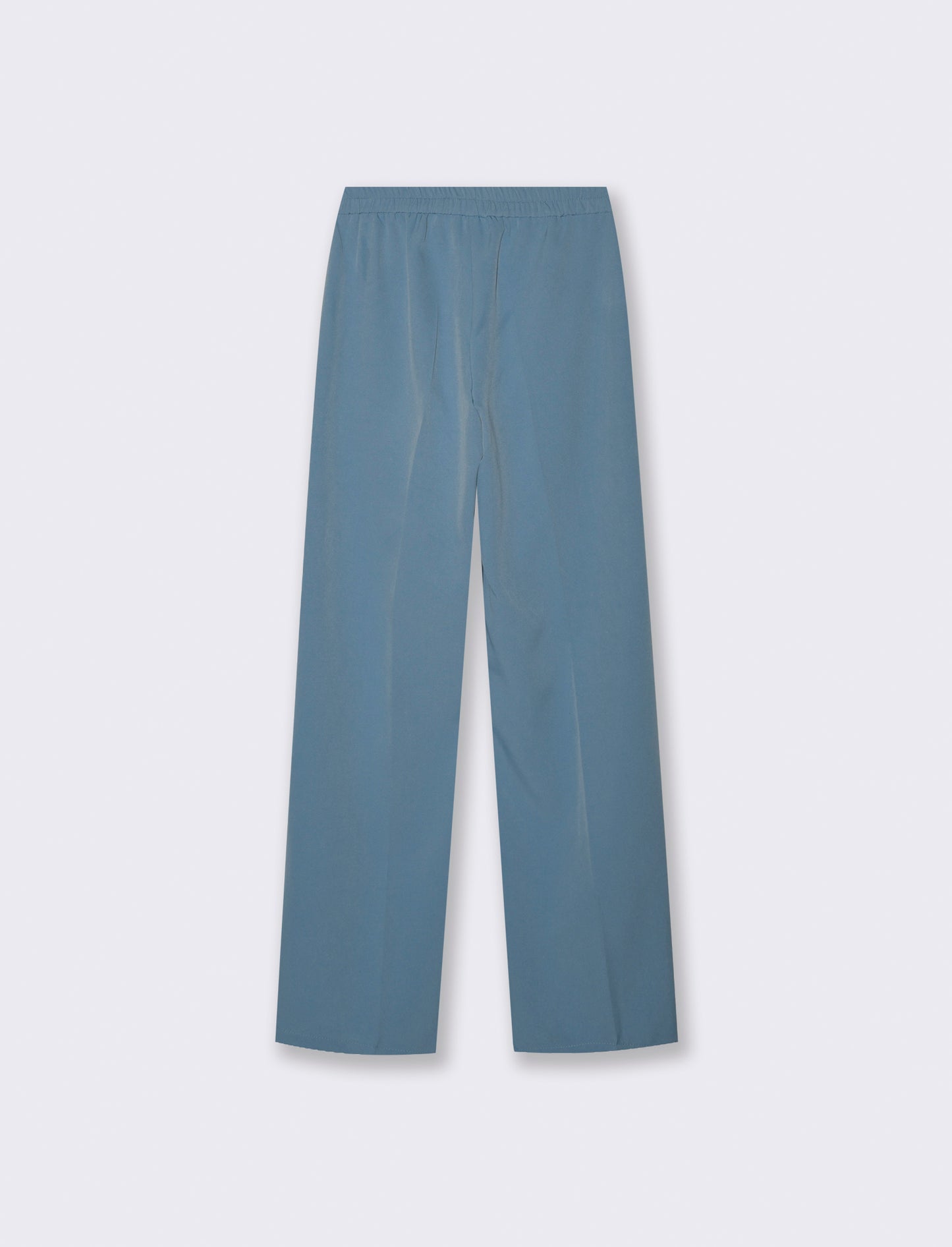 Pantalone classico a gamba dritta con pieghe frontali e chiusura con bottone. - Denim