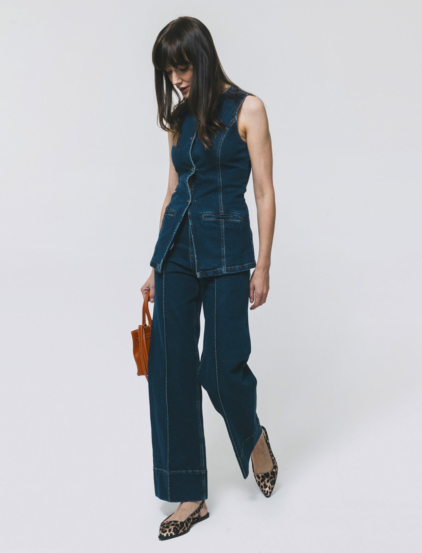 Gilet in denim lungo con bottoni e tasche - DENIM SCURO