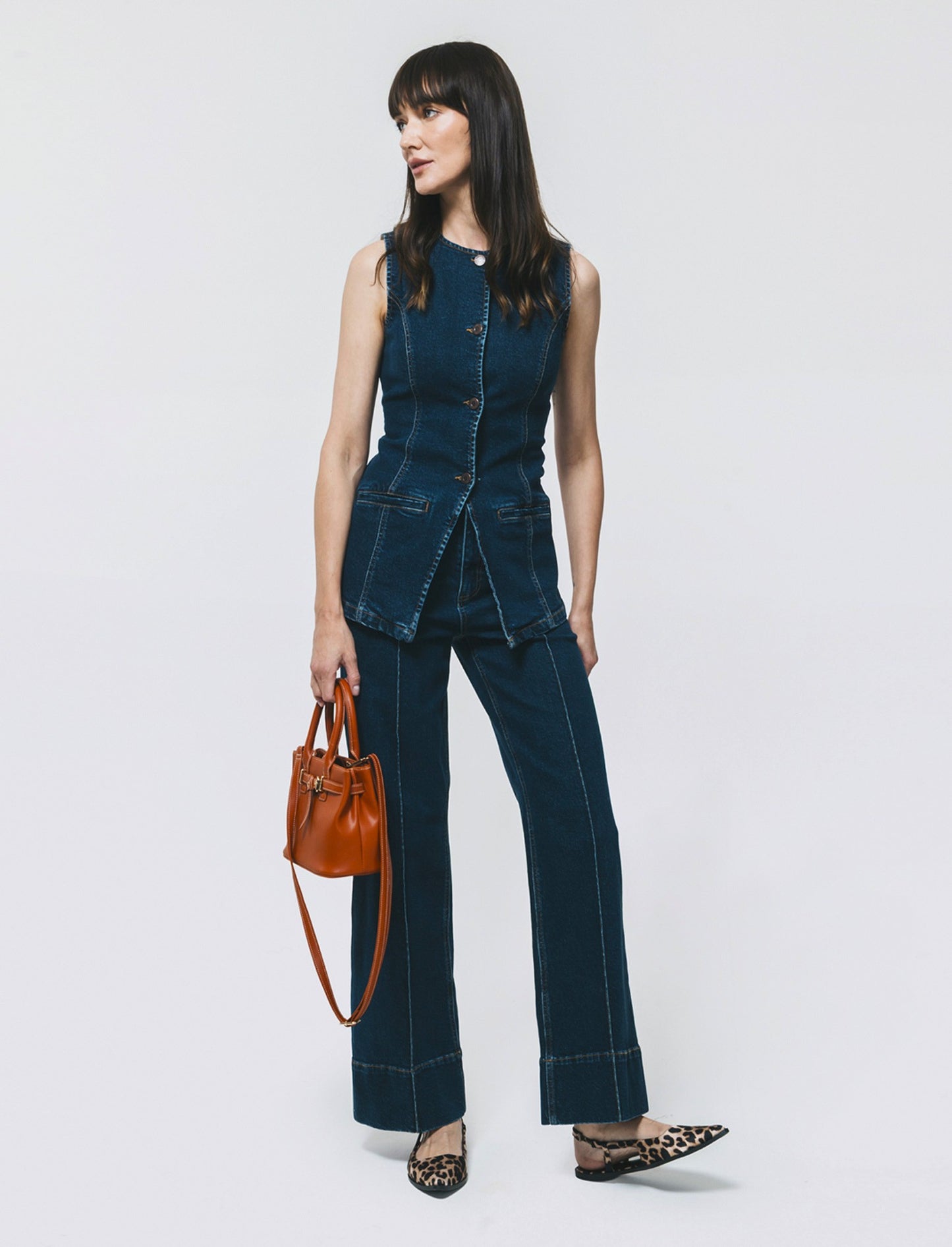 Gilet in denim lungo con bottoni e tasche - DENIM SCURO