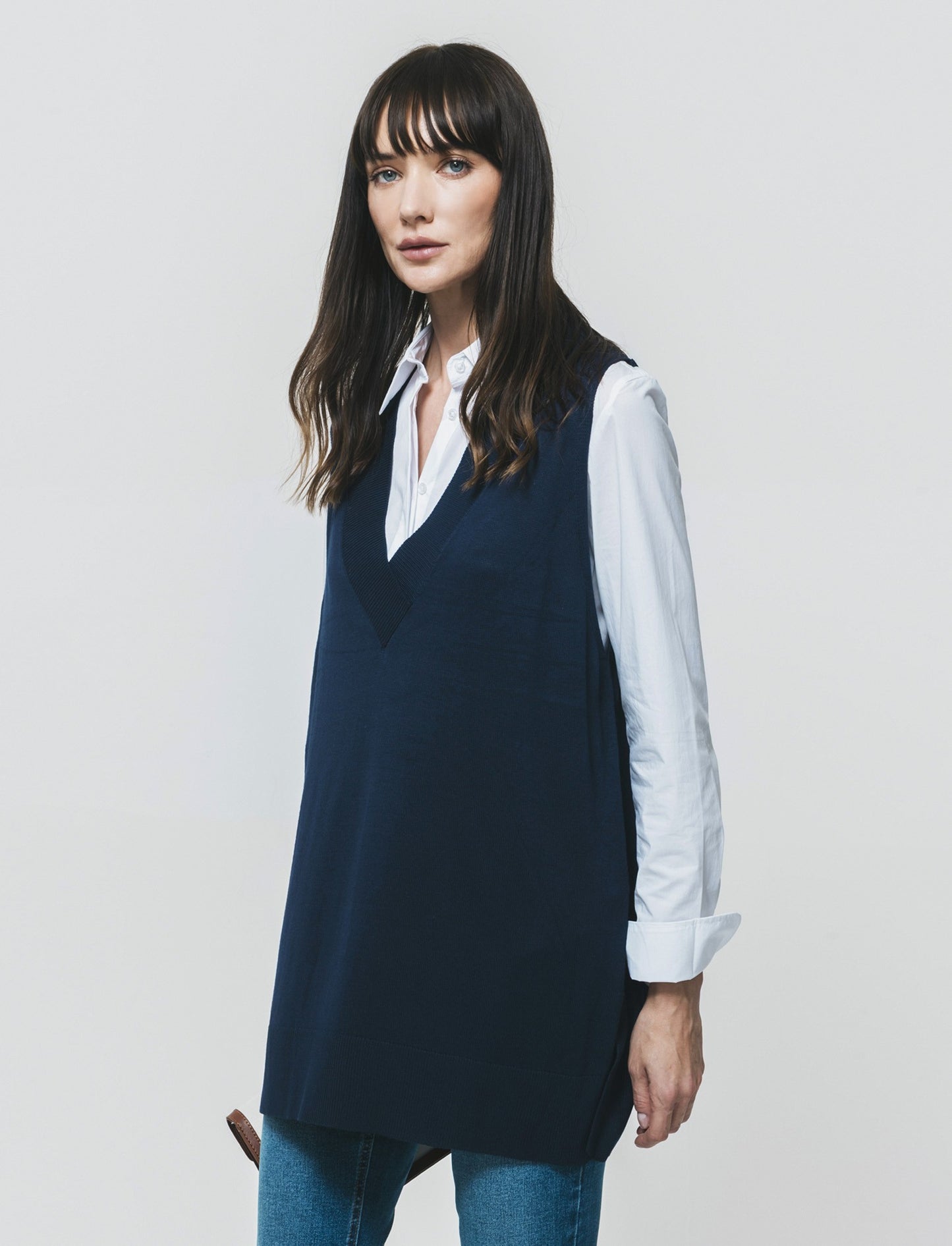Long vest with V-neck and side slits - Blue