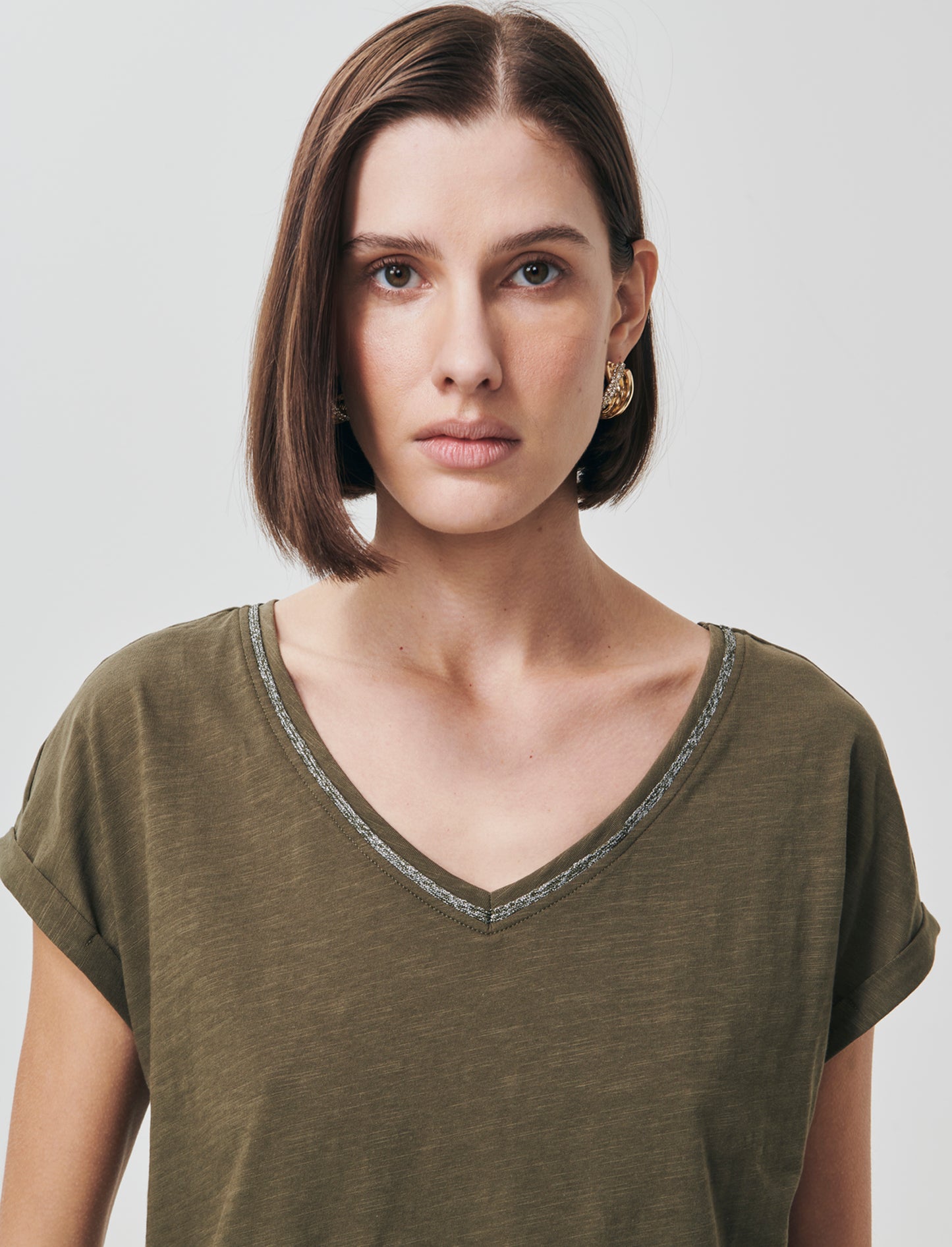 T-Shirt Scollo a V in Cotone Lurex - Kaky 1