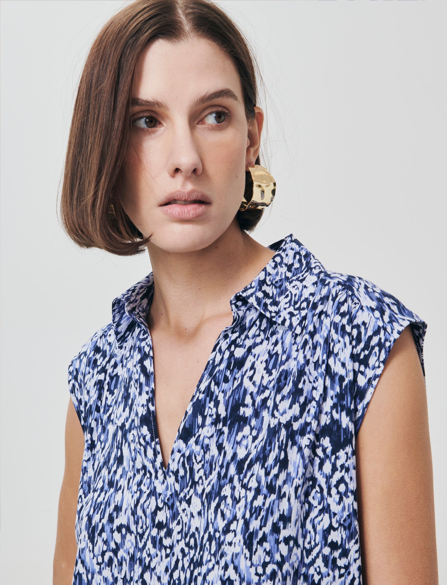 Blusa Giro Maniche Stampata Scollo a V - var 2