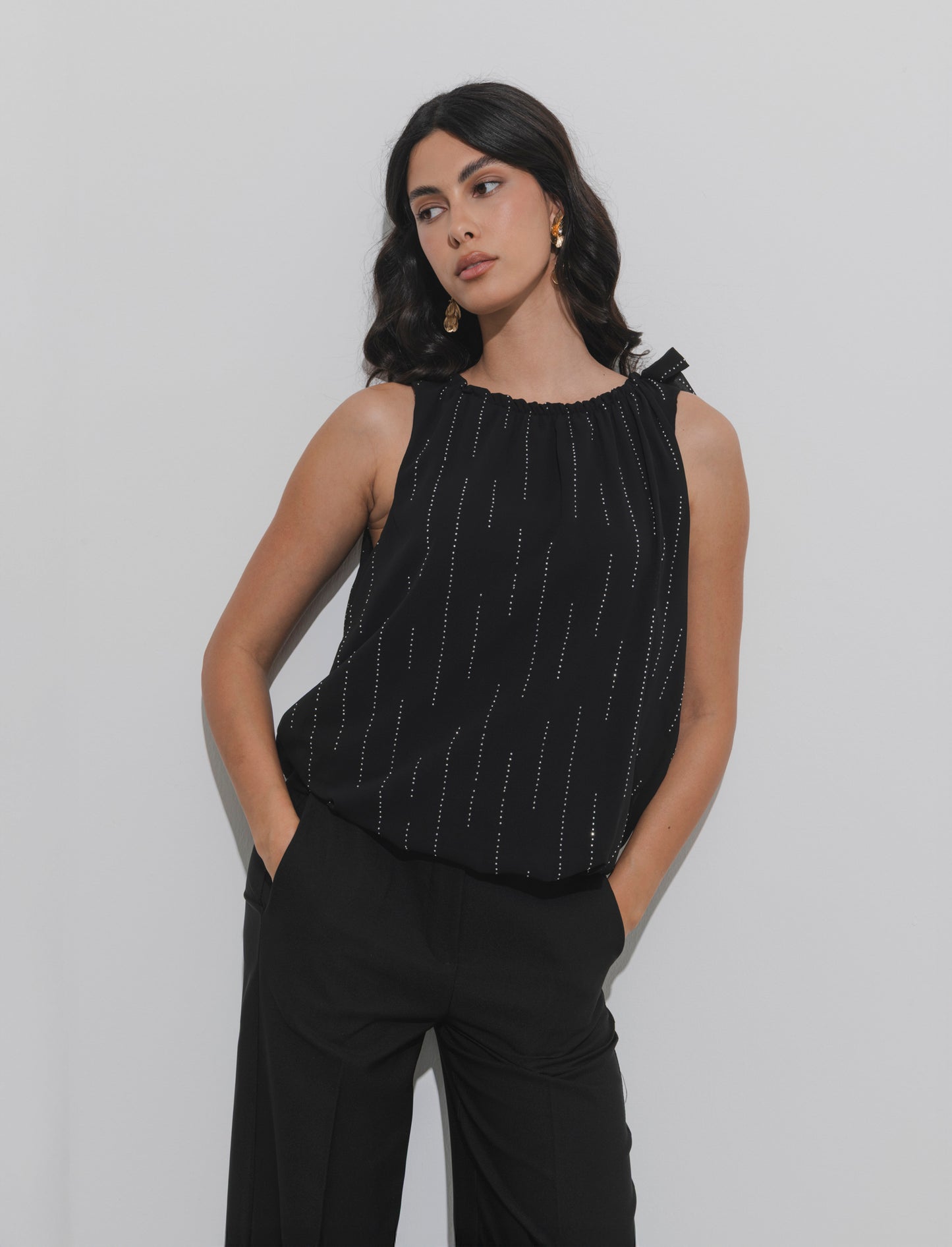 Top in fantasia con tessuto leggero - Nero