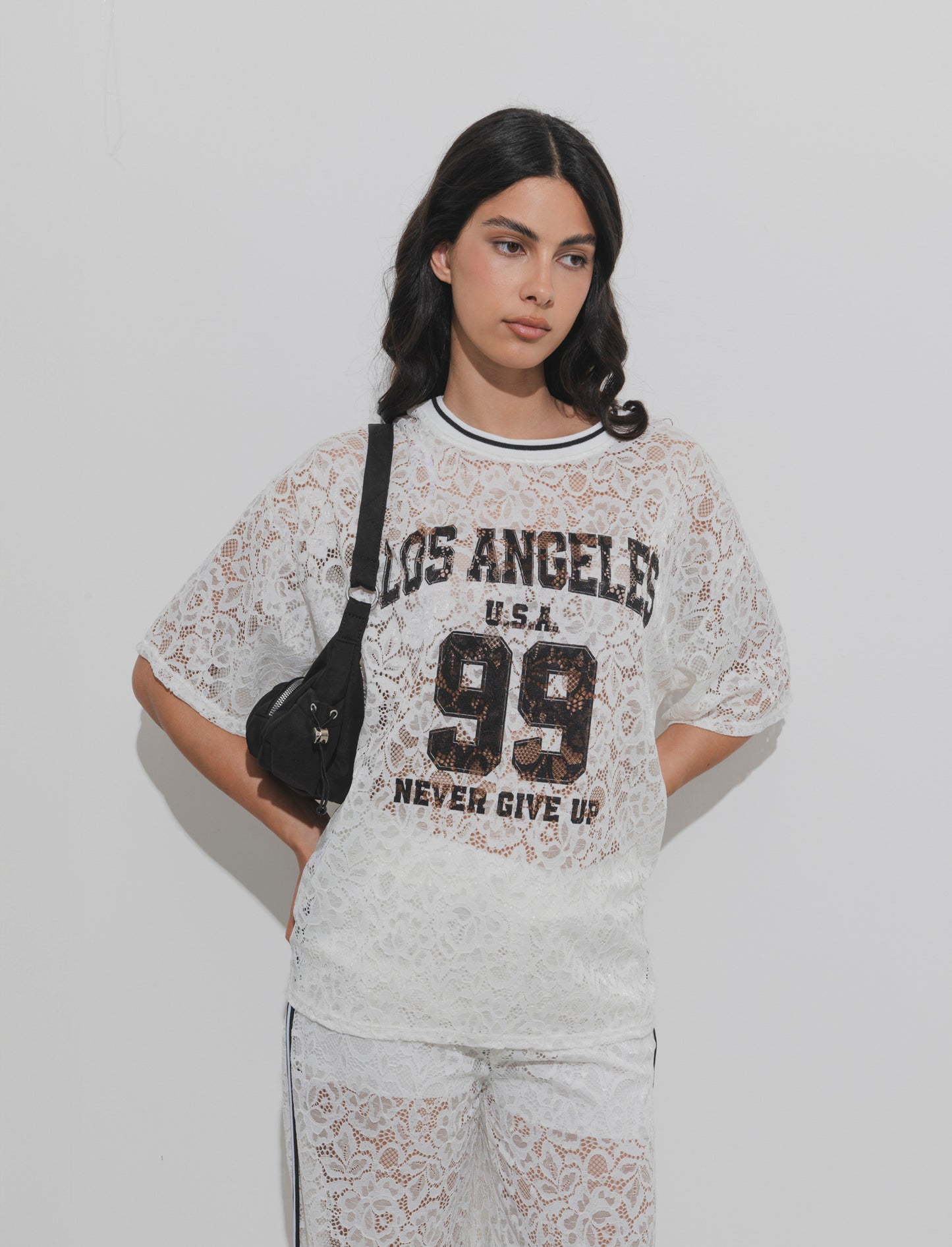 Tshirt in pizzo con stampa sul davanti - Bianco