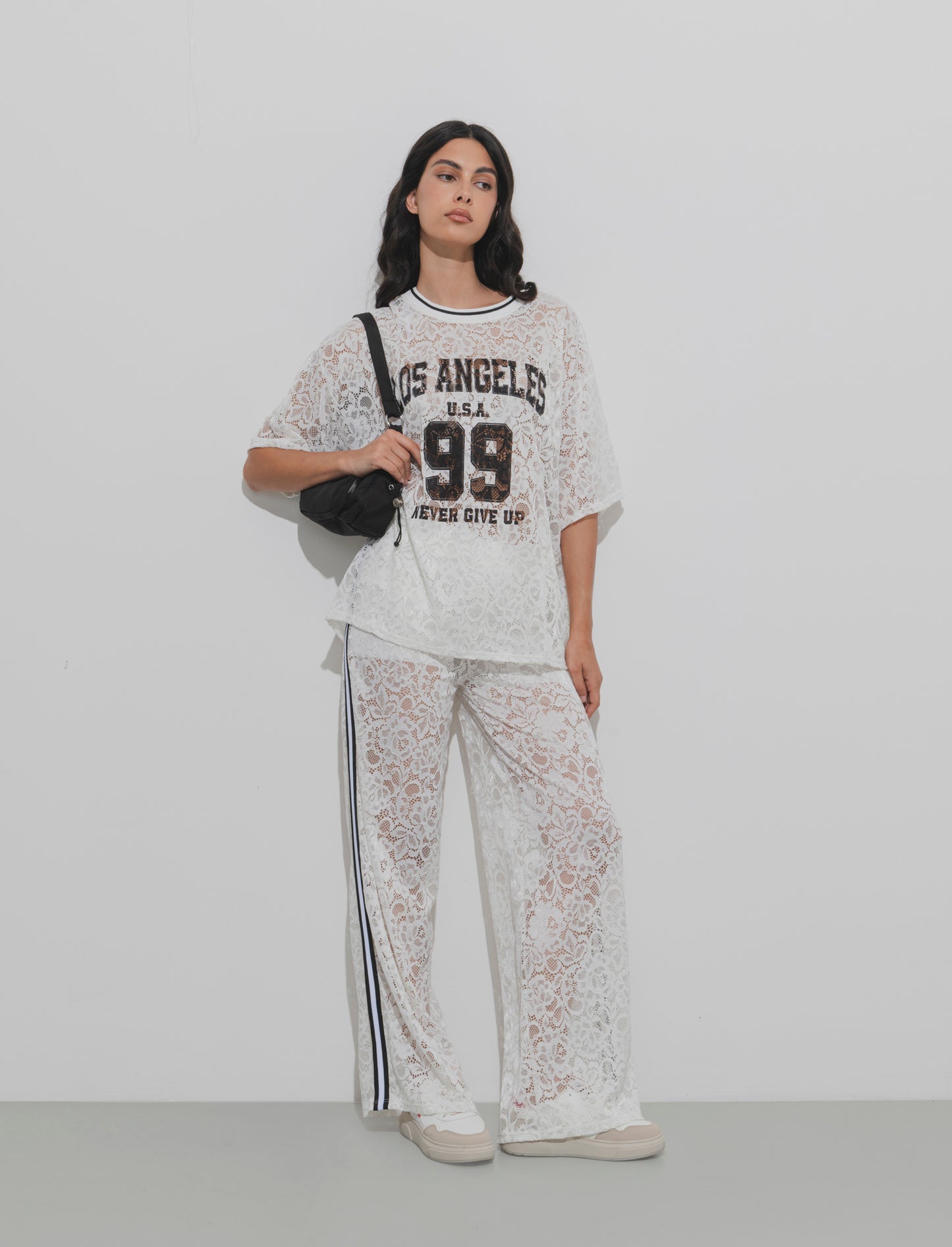 Tshirt in pizzo con stampa sul davanti - Bianco