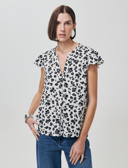 Blouse with V-neck and ruffle sleeves - 