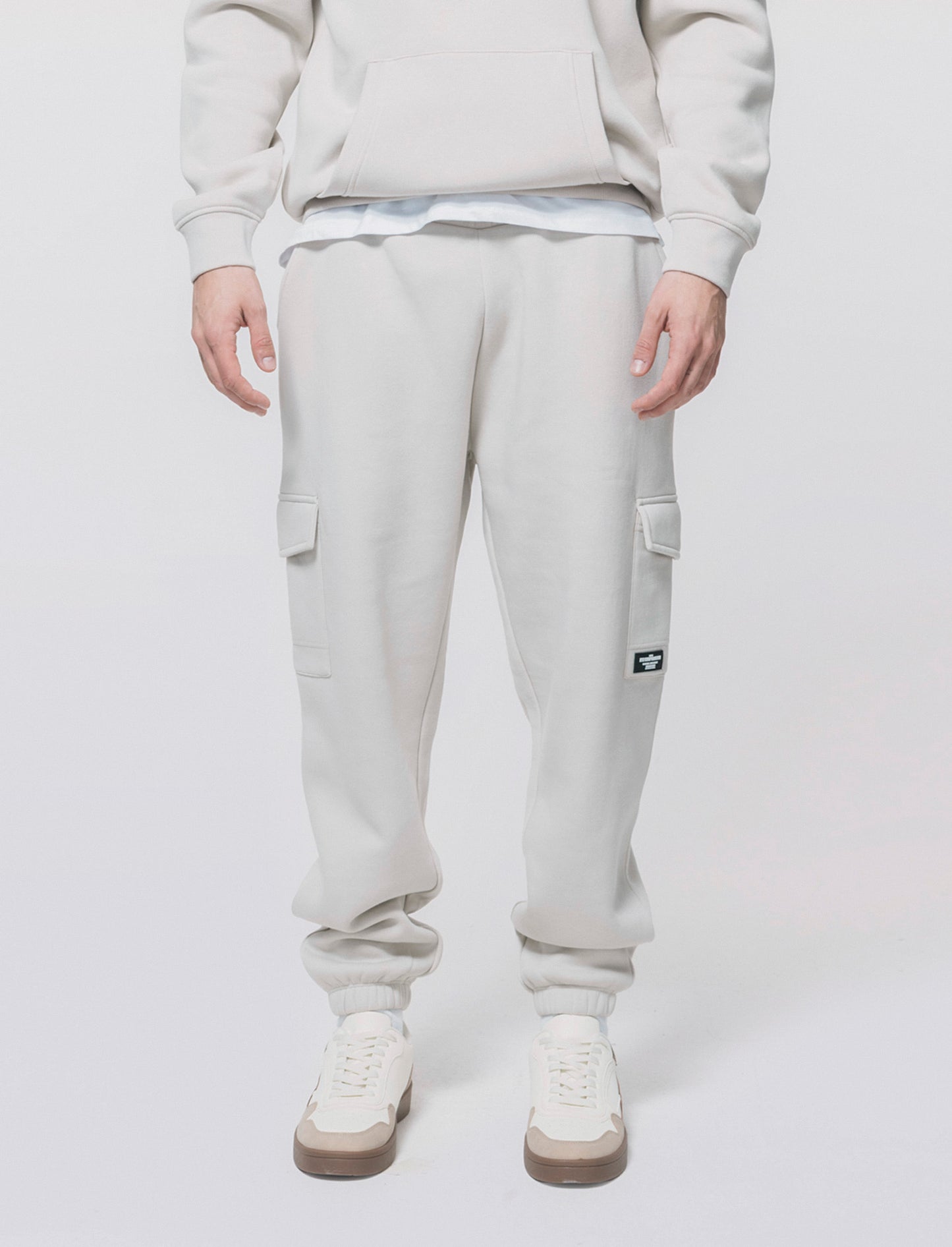 Pantaloni in felpa con tasconi laterali - Grigio ghiaccio
