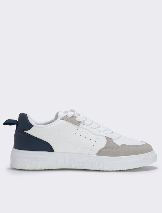 Sneakers bianche con riporti a contrasto - Bianco
