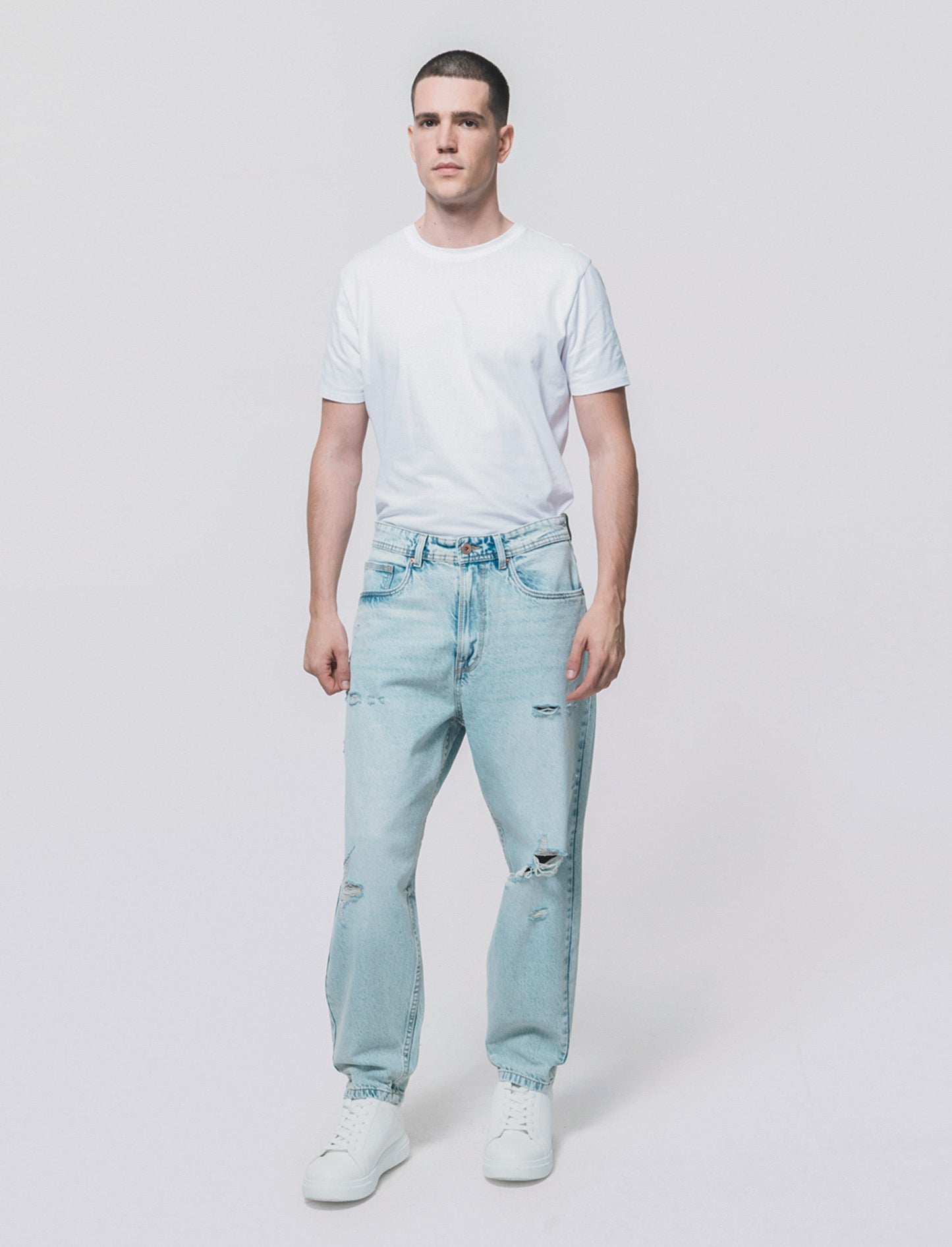 Jeans denim chiaro loose fit con strappi - Denim chiaro