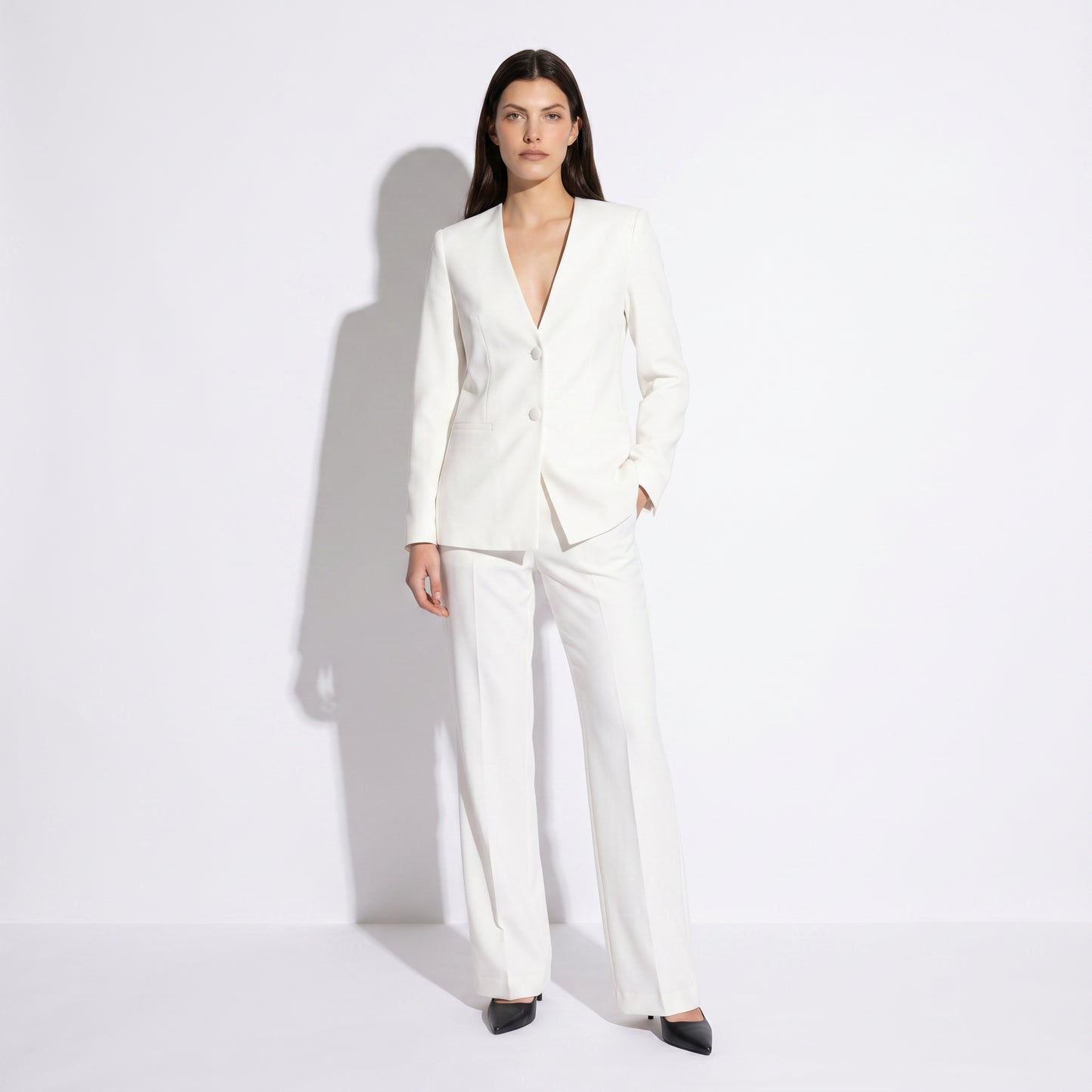Giacca Monopetto con Scollo a V e Bottoni - Bianco latte