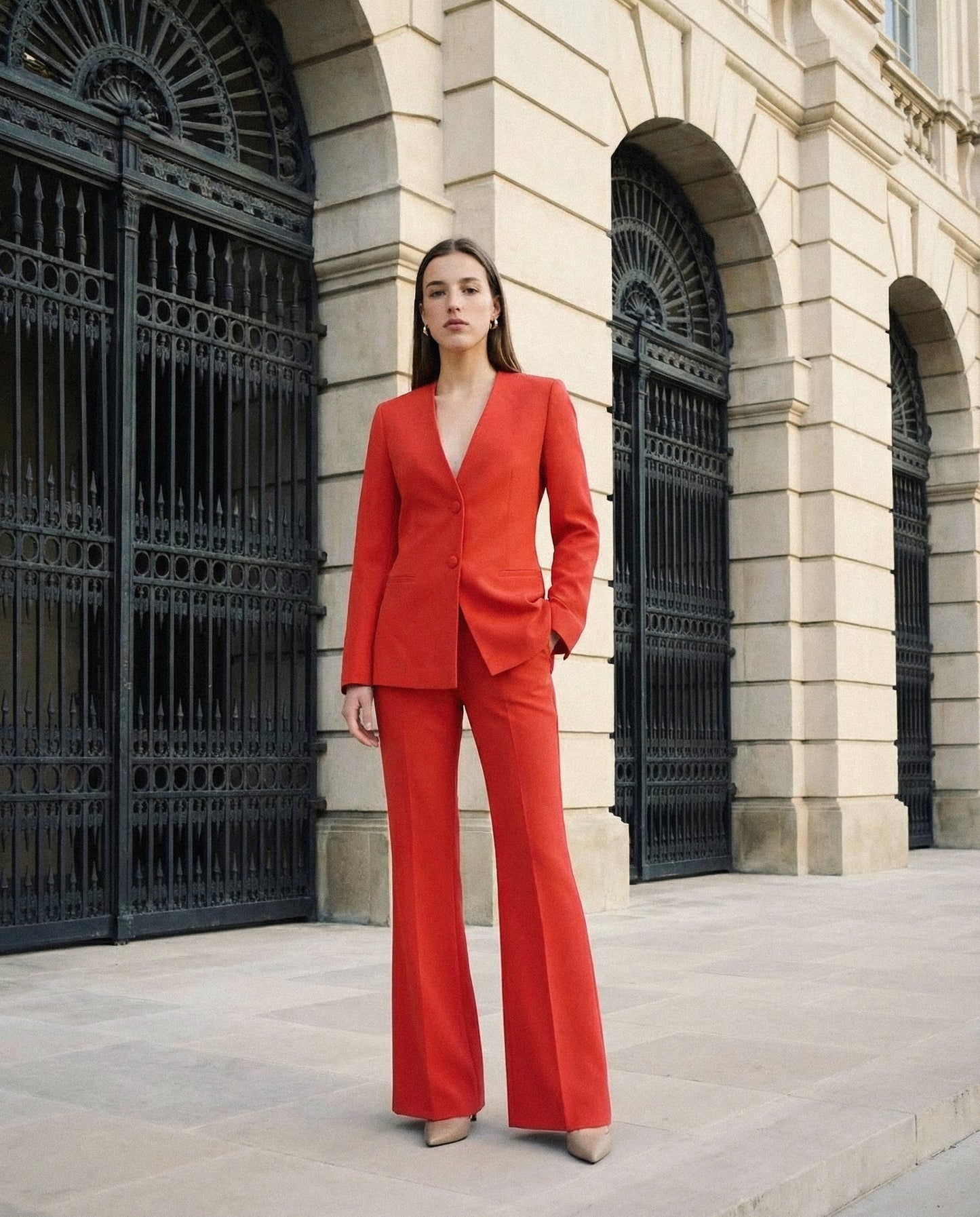 Single-Breasted Blazer with V-Neck and Buttons - Orange