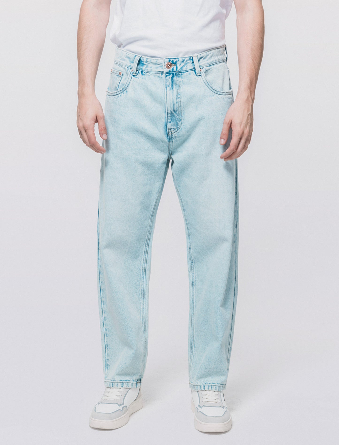 Jeans Baggy Fit Blu Chiaro Effetto Slavato - Denim