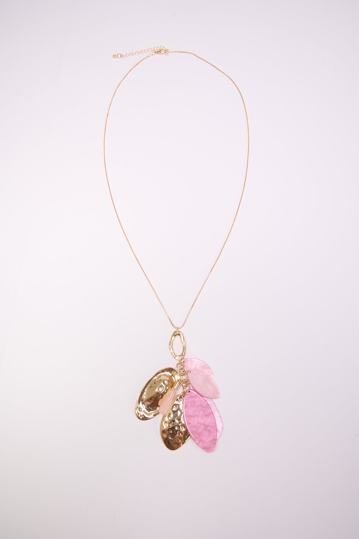 Collana donna lunga petali pendenti - Rosa