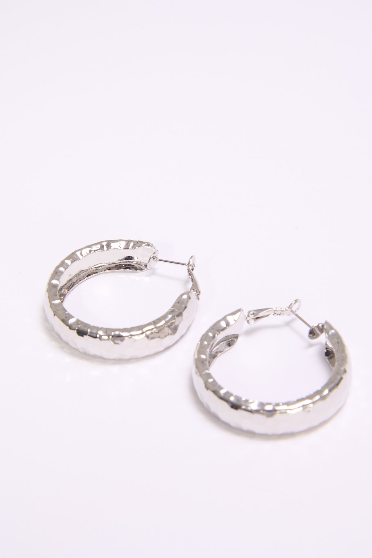 Orecchini donna cerchi martellati - Argento