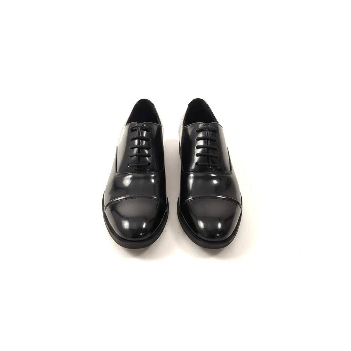 Scarpa stringata lucida da uomo. - Nero