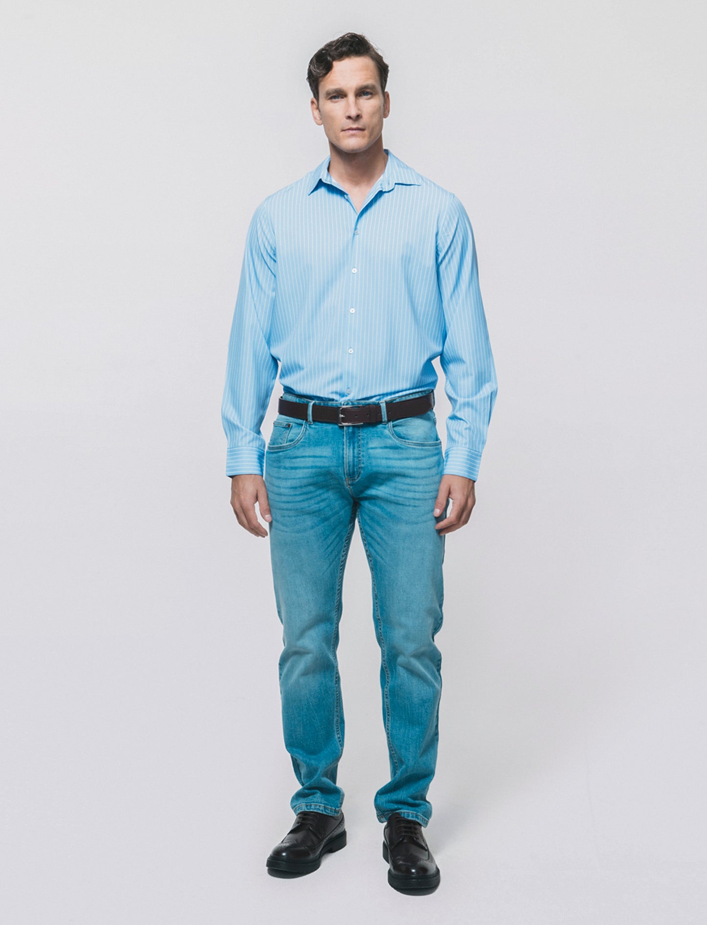 Camicia slim fit a righe in tessuto tecnico - Azzurro