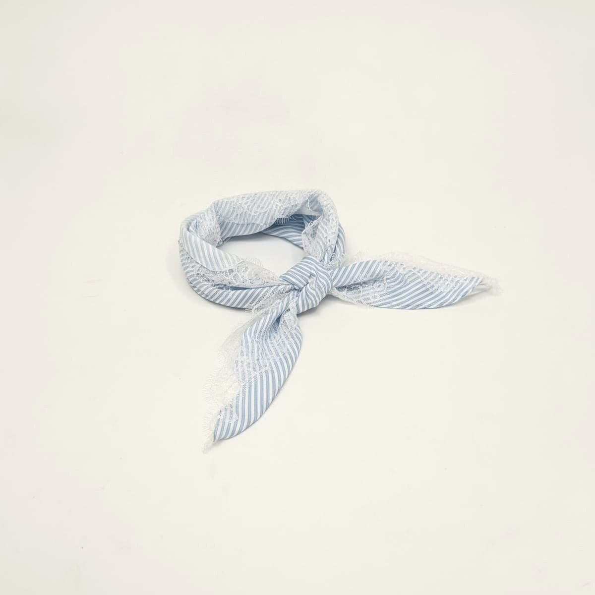 Foulard donna triangolo righe con pizzo - Azzurro
