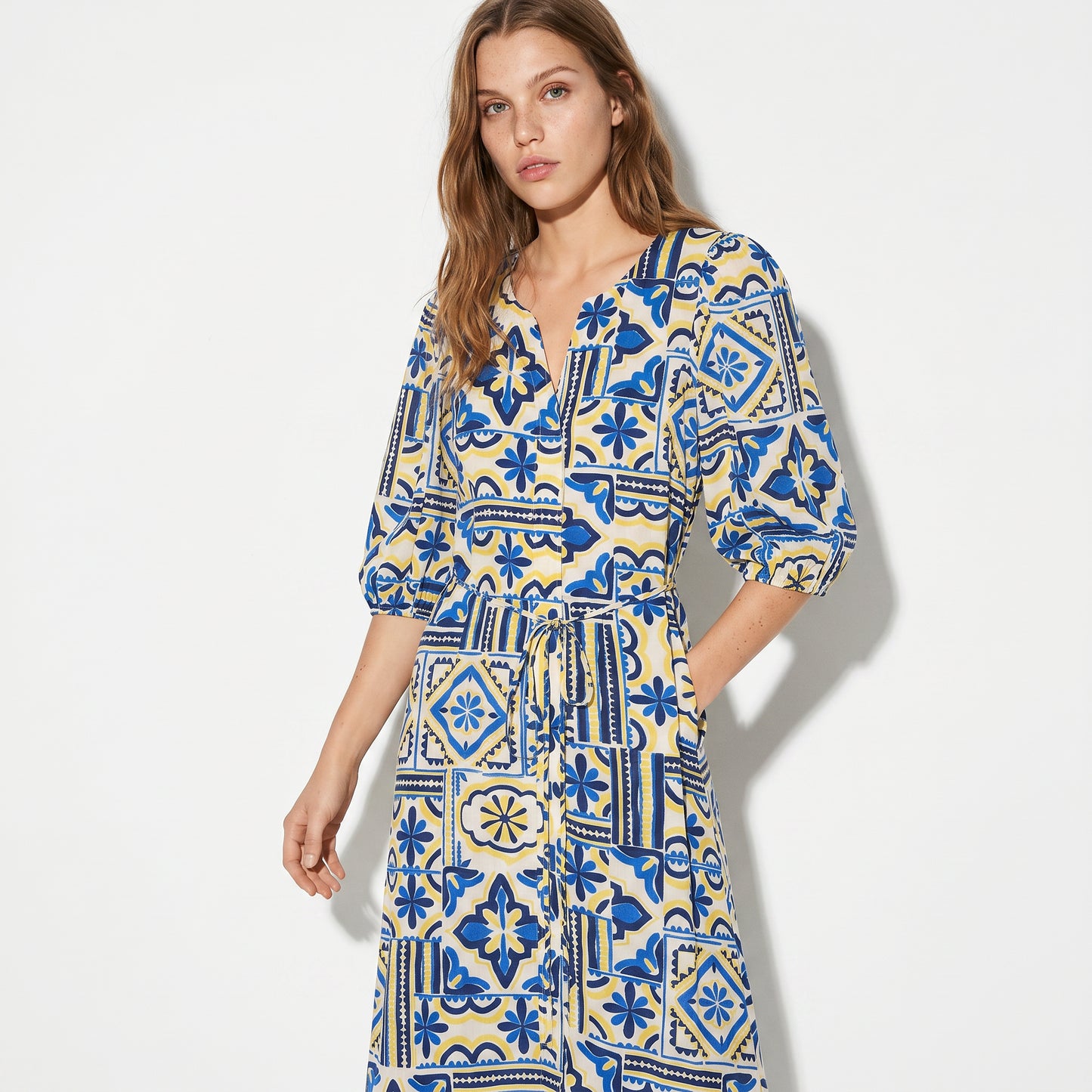 Vestito Lungo con Maniche Ampie e Laccetto - var 2