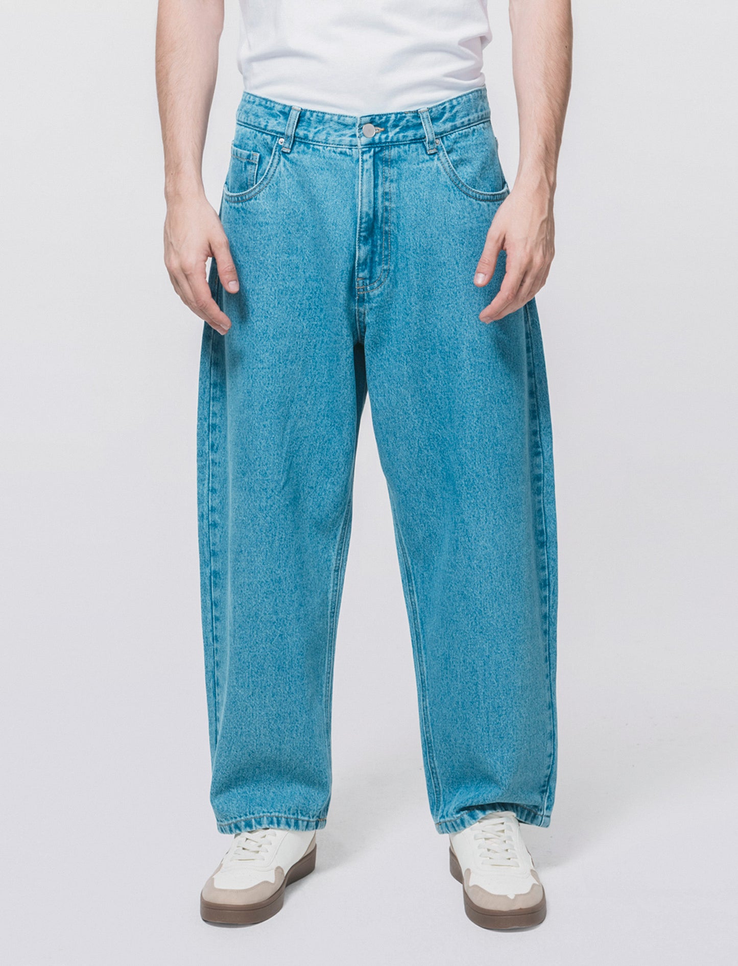 Tapered Wide Leg Jeans with Distressed Effect - Blue