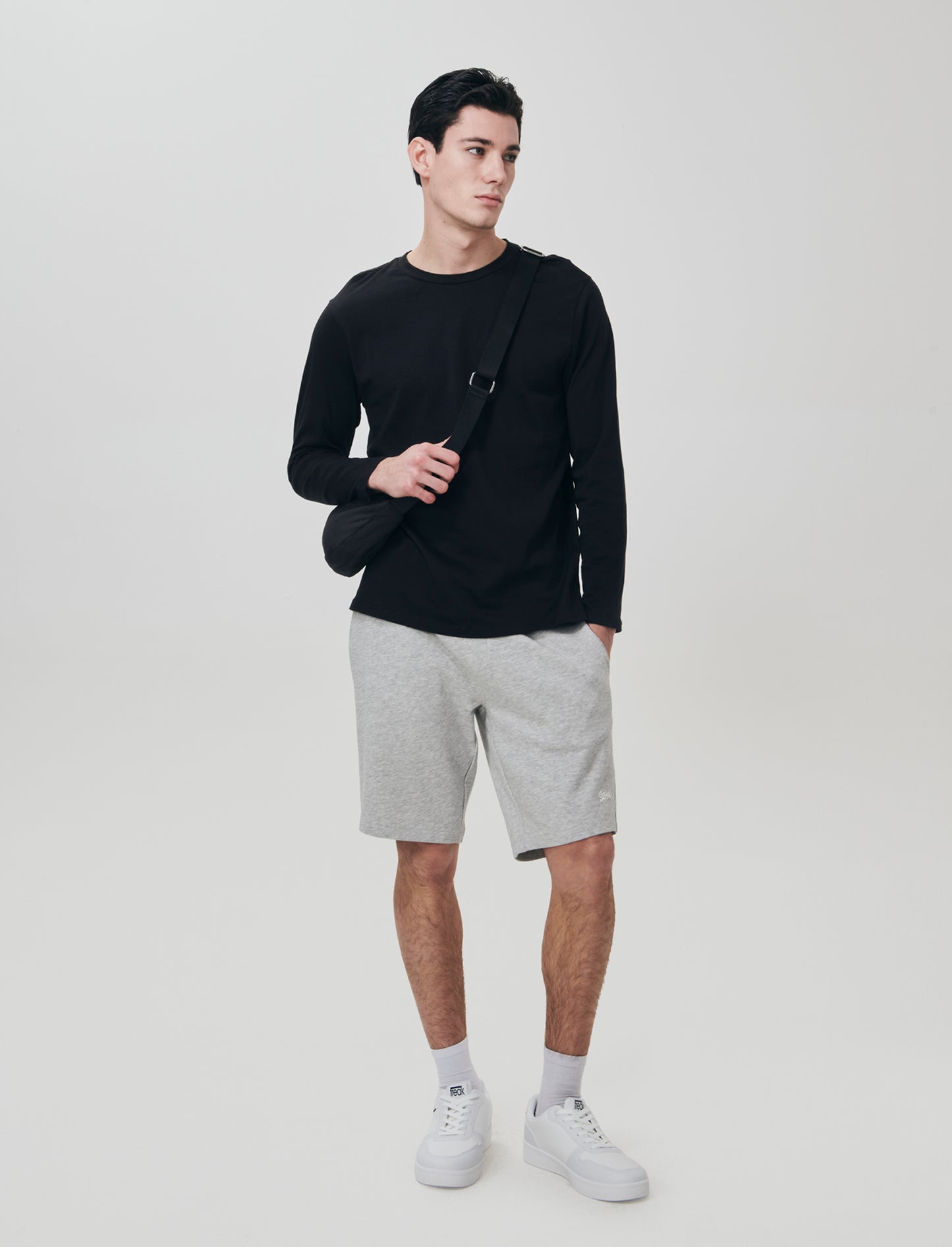 T-shirt manica lunga in cotone regular fit - Nero