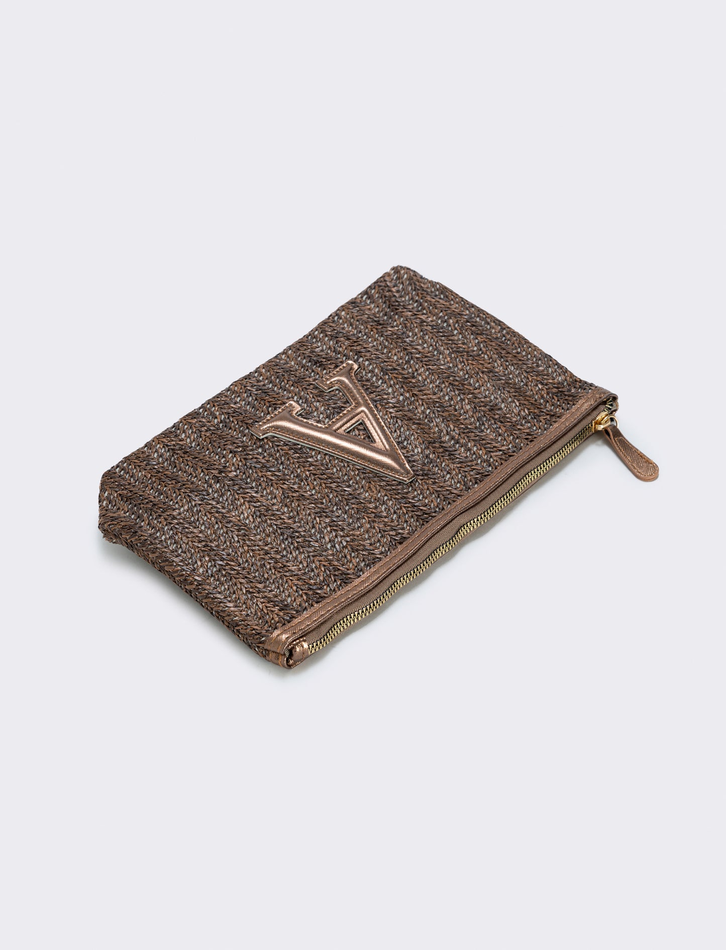 Pochette effetto paglia con lettera - var 1
