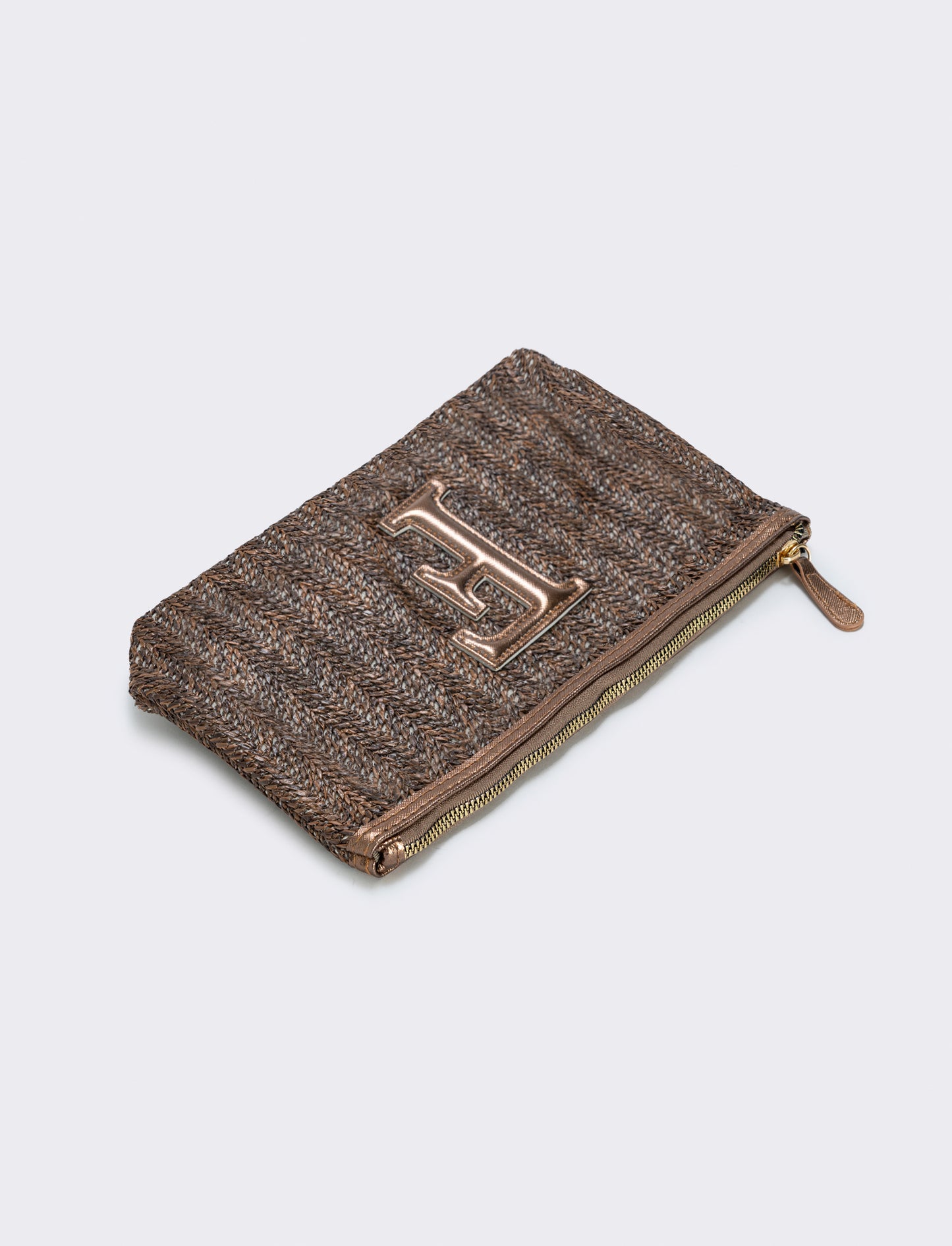 Pochette effetto paglia con lettera - var 3