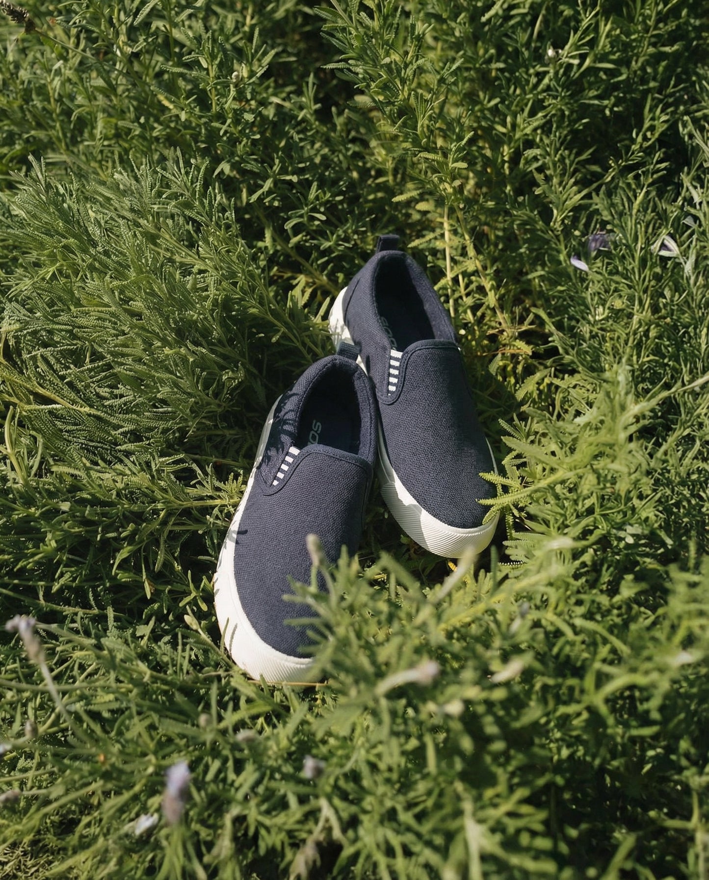 Slip-on blu in denim con elastici - Blu