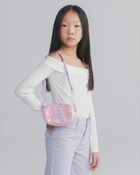 T- shirt da bambina in costina con scollo a barca. - Bianco latte