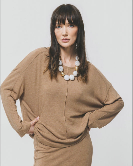 T-Shirt Manica Lunga con Spalla Scesa - Cammello